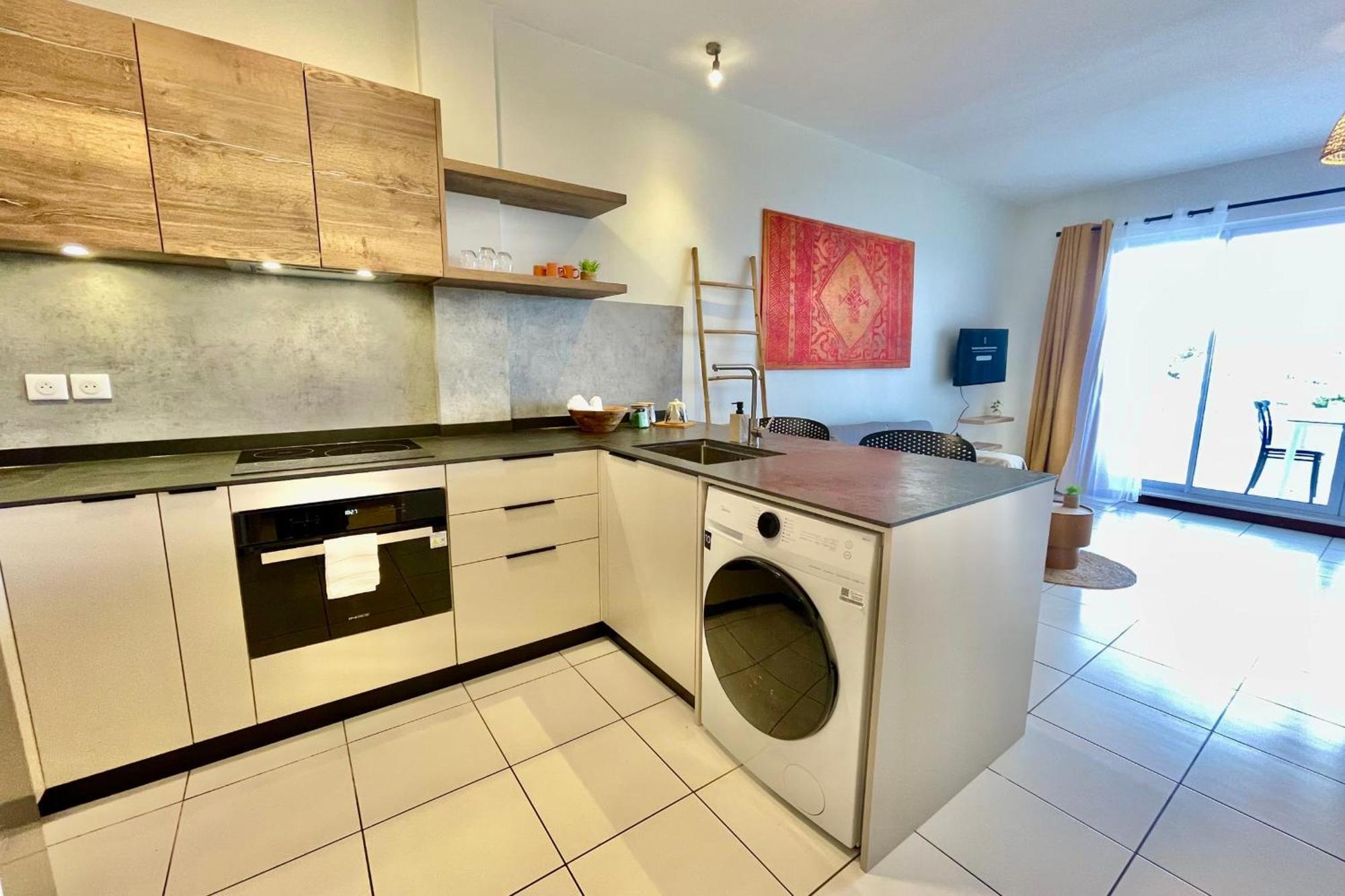 Studio Sunny - Pool - Wifi - Ac Papeete Papeete  Ngoại thất bức ảnh